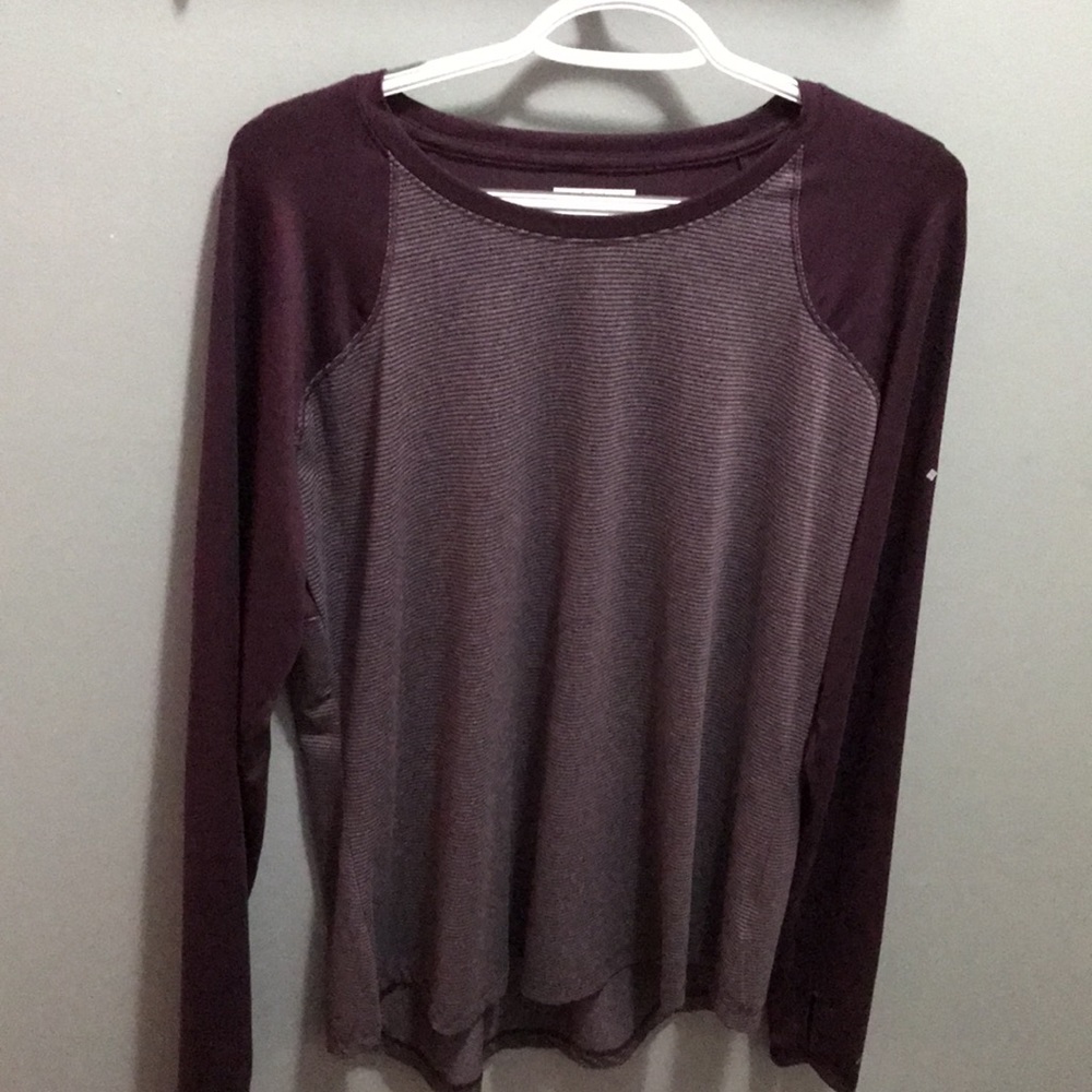Great condition women’s Columbia shirt!